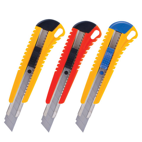 Нож канцелярский 18 мм BRAUBERG Standard, 3 лезвия в комплекте, автофиксатор, корпус ассорти, 230918 Нож канцелярский 18 мм BRAUBERG Standard, 3 лезвия в комплекте, автофиксатор, корпус ассорти, 230918